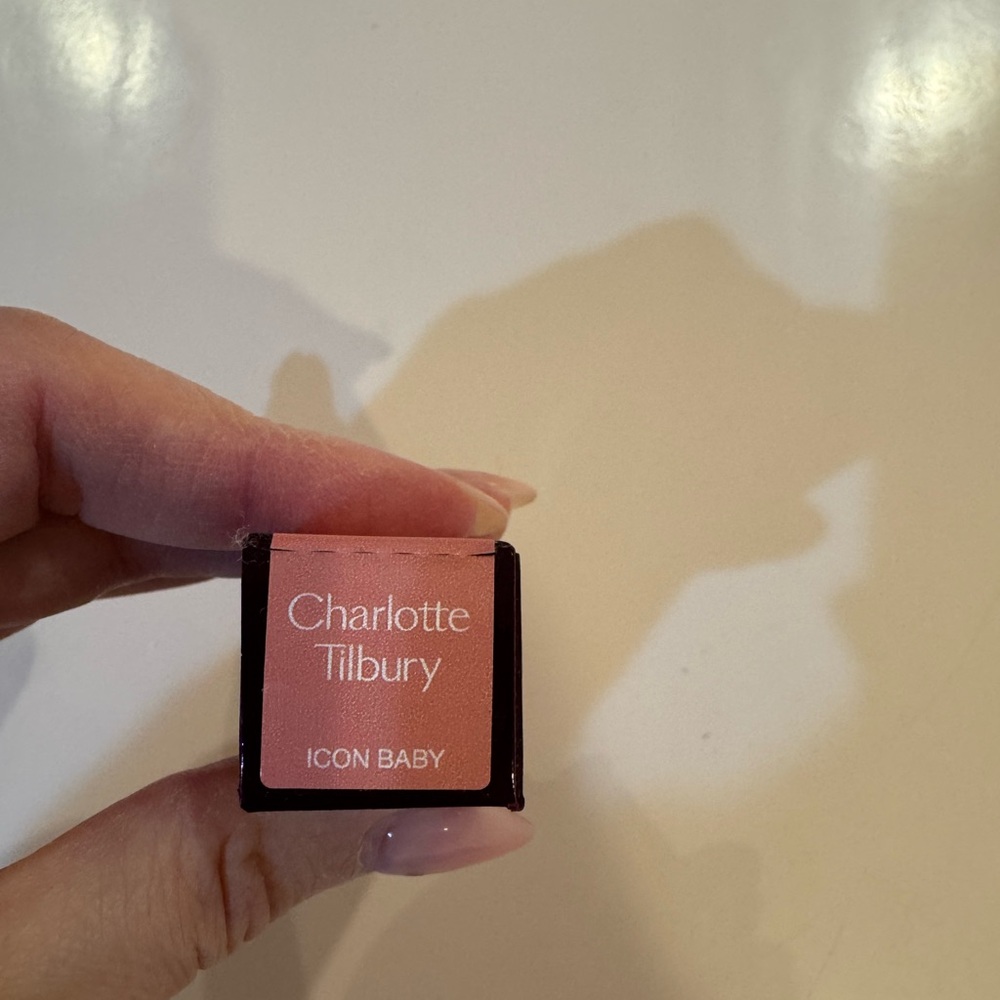 Charlotte Tilbury Icon Baby Lipstick NWT - Picture 3 of 6